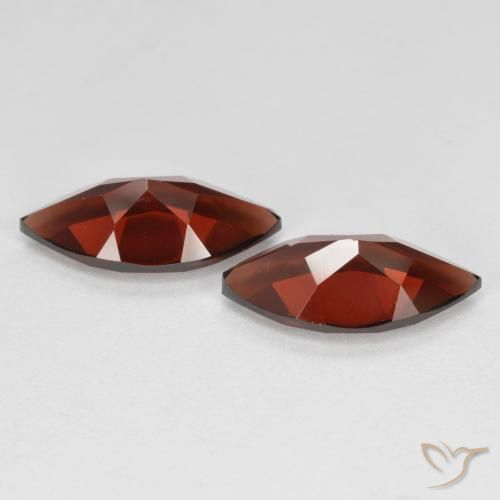 Gemme di Granato Piropo Rosso Sangue Profondo naturale da 4.05 ct, Taglio marquise, VVS-VS