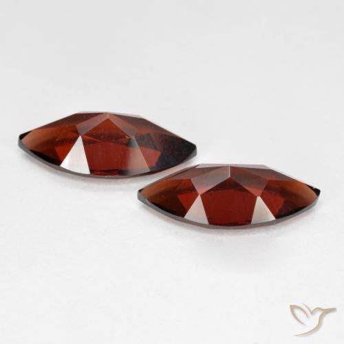 Gemme di Granato Piropo Rosso scuro naturale da 3.89 ct, Taglio marquise, VVS-VS