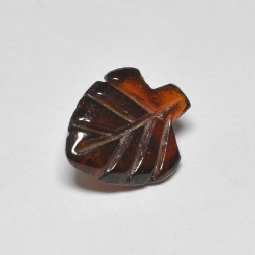 Granato piropo naturale rosso da 1,42 ct, forma fantasia, trasparente