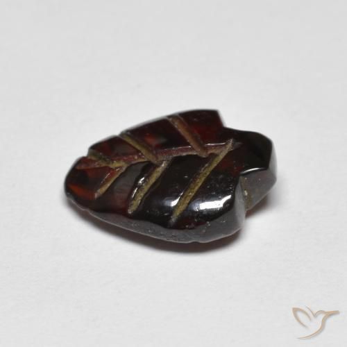 Granato Piropo Rosso nerastro naturale da 2.77 ct, Taglio a fantasia, Trasparente