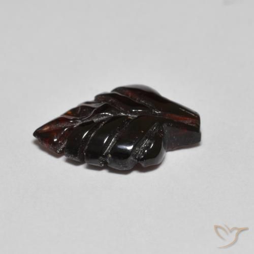 Granato Piropo Rosso scuro naturale da 3.07 ct, Taglio a fantasia, Trasparente