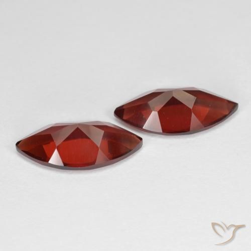 Gemme di Granato Piropo Rosso medio naturale da 3.95 ct, Taglio marquise, VVS-VS