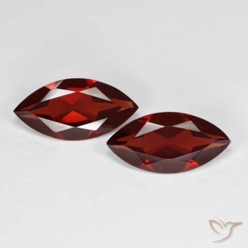 Gemme di Granato Piropo Sangria rossa naturale da 3.60 ct, Taglio marquise, VVS-VS