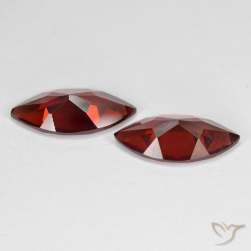 Gemme di Granato Piropo Sangria rossa naturale da 3.60 ct, Taglio marquise, VVS-VS