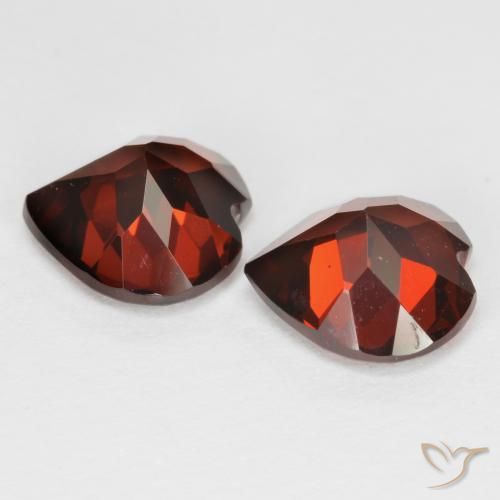 Gemme di Granato Piropo Rosso scuro naturale da 3.82 ct, Cuore, VS