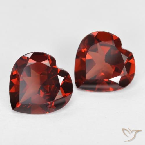 Gemme di Granato Piropo Rosso medio naturale da 3.69 ct, Cuore, VS