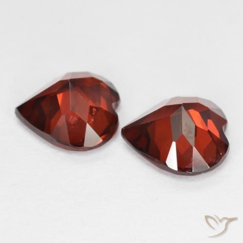 Granato piropo naturale rosso da 3,65 ct, a forma di cuore, VS