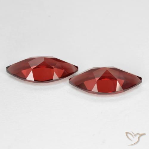 Gemme di Granato Piropo Ribes Rosso naturale da 4.30 ct, Taglio marquise, VVS