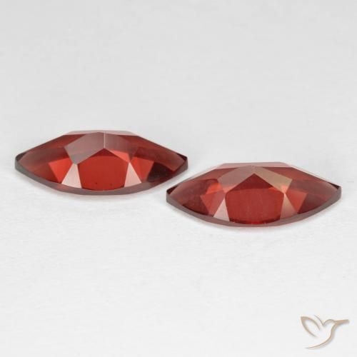 Gemme di Granato Piropo Rosso scuro naturale da 4.21 ct, Taglio marquise, VVS-VS