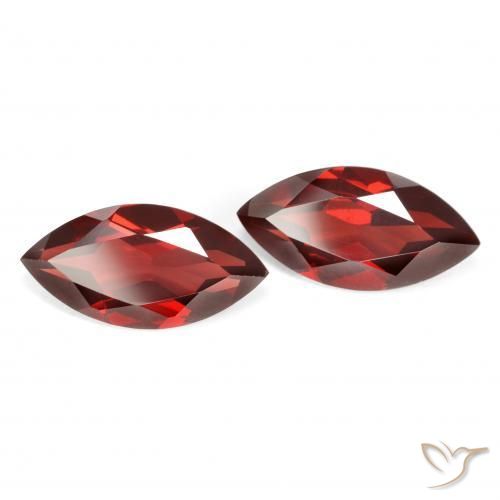 Gemme di Granato Piropo Ribes Rosso naturale da 4.41 ct, Taglio marquise, VVS-VS