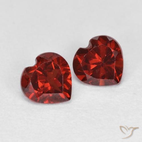 Gemme di Granato Piropo Sangria rossa naturale da 1.18 ct, Cuore, VVS-VS
