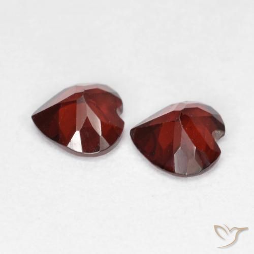 Gemme di Granato Piropo Rosso medio naturale da 0.95 ct, Cuore, VVS-VS
