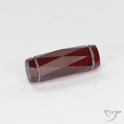 1.48ct Naturale Rosso scuro Granato Piropo, Taglio a fantasia, VS