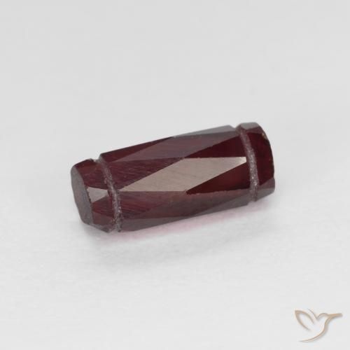 Granato Piropo Sangria rossa naturale da 1.88 ct, Taglio a fantasia, VS