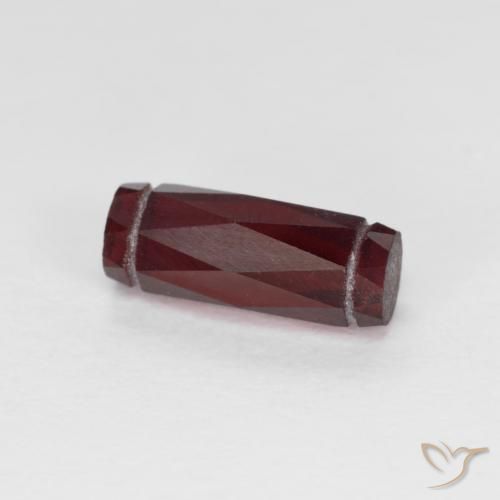 Granato Piropo Rosso scuro naturale da 1.56 ct, Taglio a fantasia, VS