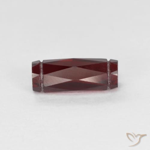 Granato Piropo Rosso scuro naturale da 1.47 ct, Taglio a fantasia, VS