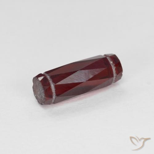 Granato Piropo Rosso scuro naturale da 1.46 ct, Taglio a fantasia, VS