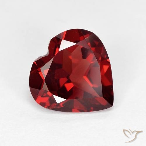 Granato piropo naturale rosso da 1,92 ct, a forma di cuore, VVS