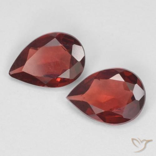 Gemme di Granato Piropo Rosso Sangue Profondo naturale da 1.18 ct, Forma a pera, VVS-VS