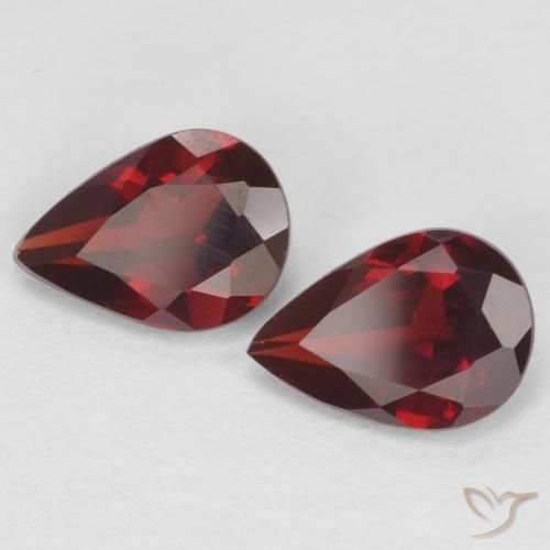 Gemme di Granato Piropo Rosso scuro naturale da 1.23 ct, Forma a pera, VVS-VS
