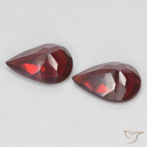 Gemme di Granato Piropo Rosso scuro naturale da 1.23 ct, Forma a pera, VVS-VS