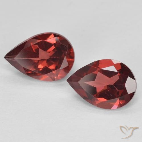 1.55ctw Naturale Rosso scuro Granato Piropo, Forma a pera, VVS-VS
