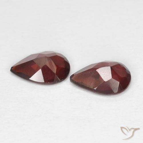 Gemme di Granato Piropo Rosso Sangue Profondo naturale da 1.27 ct, Forma a pera, VS