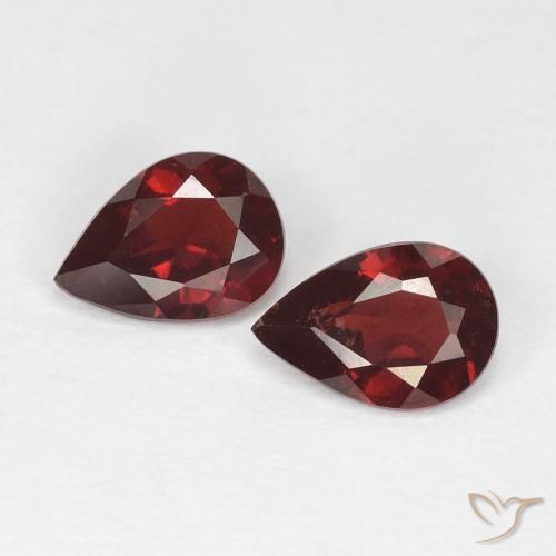 1.42ctw Naturale Rosso Sangue Profondo Granato Piropo, Forma a pera, VS