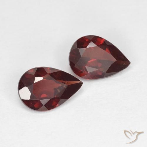 Gemme di Granato Piropo Rosso Sangue Profondo naturale da 1.42 ct, Forma a pera, VS