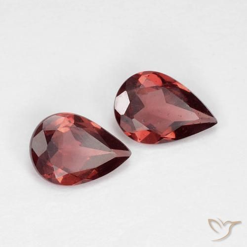 Gemme di Granato Piropo Rosso scarlatto profondo naturale da 1.22 ct, Forma a pera, VS