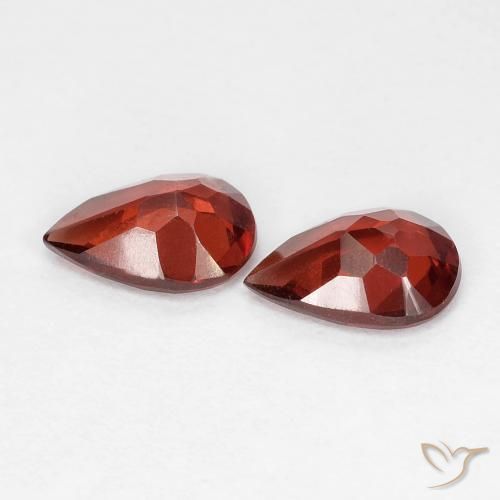 Gemme di Granato Piropo Rosso scuro naturale da 1.32 ct, Forma a pera, VVS-VS