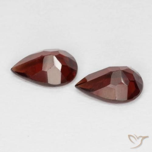 Gemme di Granato Piropo Rosso scuro naturale da 1.48 ct, Forma a pera, VS