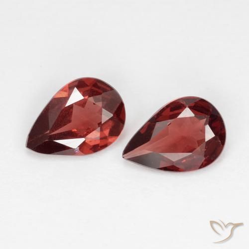 Gemme di Granato Piropo Rosso scuro naturale da 1.20 ct, Forma a pera, VS