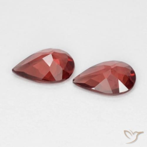 Gemme di Granato Piropo Rosso scuro naturale da 1.20 ct, Forma a pera, VS