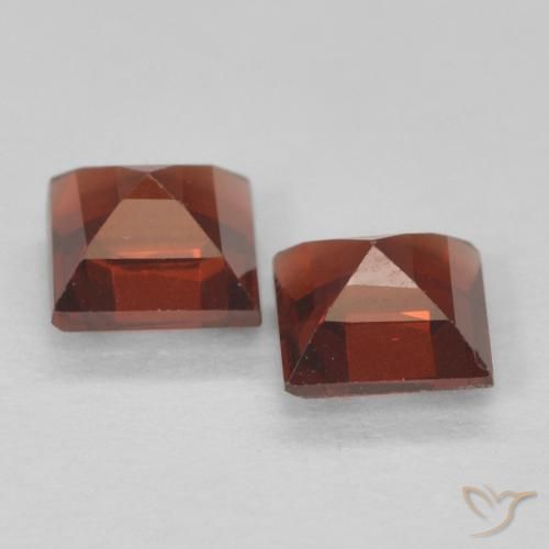 Gemme di Granato Piropo Ribes Rosso naturale da 0.96 ct, Quadrato, VVS-VS