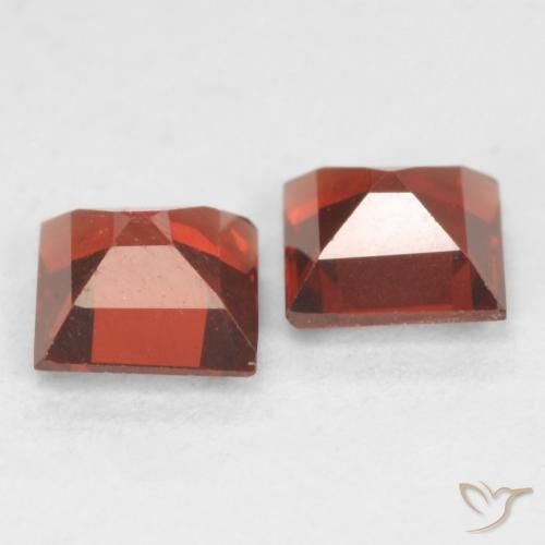 Gemme di Granato Piropo Ribes Rosso naturale da 0.94 ct, Quadrato, VVS-VS
