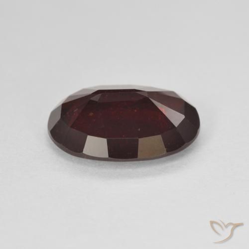 Granato Piropo Rosso scuro naturale da 3.94 ct, Ovale, VS