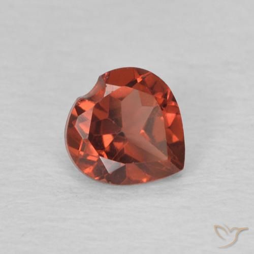 Granato Piropo Ribes Rosso naturale da 0.60 ct, Cuore, VVS-VS