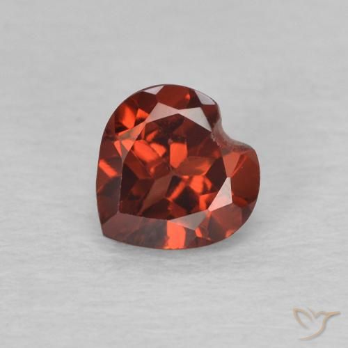 0.64ct Naturale Rosso brillante Granato Piropo, Cuore, VVS-VS