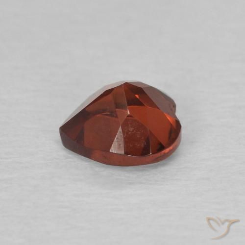 Granato Piropo Rosso brillante naturale da 0.65 ct, Cuore, VVS-VS