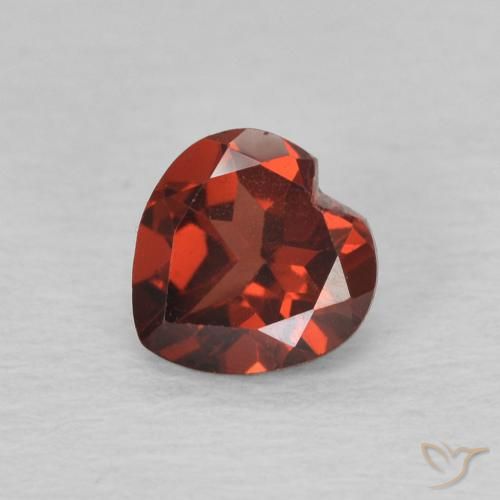 0.69ct Naturale Ribes Rosso Granato Piropo, Cuore, VVS-VS