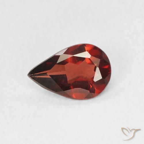 0.68ct Naturale Rosso Sangue Profondo Granato Piropo, Forma a pera, VS