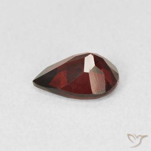 Granato Piropo Rosso scuro naturale da 0.77 ct, Forma a pera, VS