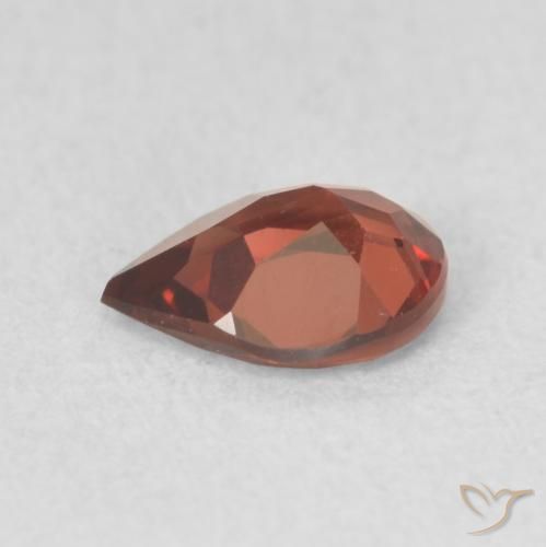 Granato Piropo Rosso scuro naturale da 0.72 ct, Forma a pera, VVS