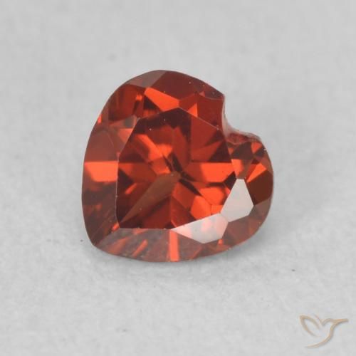 0.62ct Naturale Rosso scuro Granato Piropo, Cuore, VVS