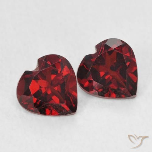 Gemme di Granato Piropo Rosso medio naturale da 1.08 ct, Cuore, VS