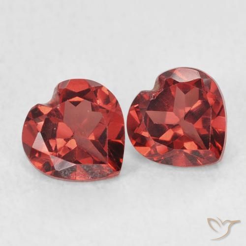 Gemme di Granato Piropo Rosso scarlatto profondo naturale da 1.23 ct, Cuore, VS