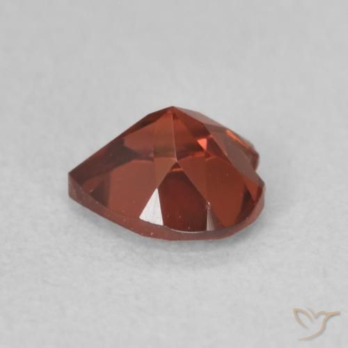 Granato Piropo Rosso brillante naturale da 0.57 ct, Cuore, VVS-VS