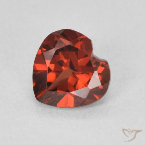 0.64ct Naturale Rosso scarlatto Granato Piropo, Cuore, VVS-VS