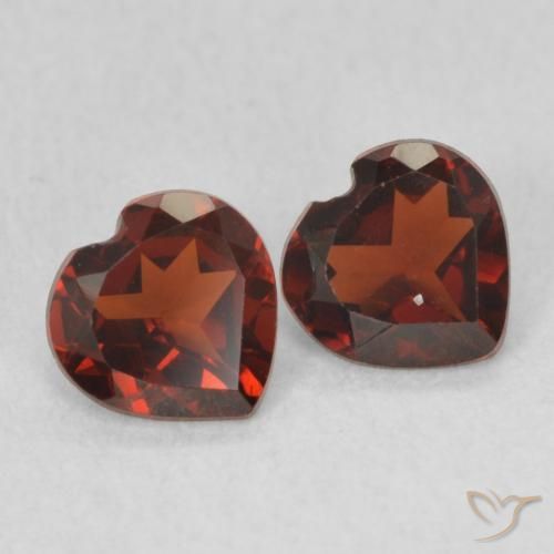 Gemme di Granato Piropo Rosso scuro naturale da 0.92 ct, Cuore, VVS-VS